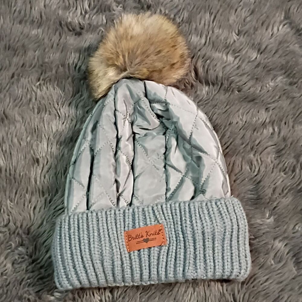 Britt's Knits Women's Knit Beanie Hat Faux Fur Pom Pom Logo One Size